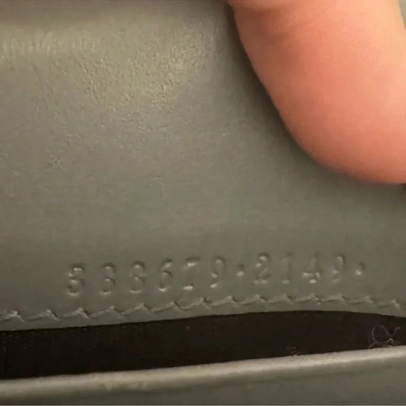 Gucci Pink and Gray Embossed Wallet - Picture 8 of 14